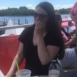 Meet your Posher, Elizabeth